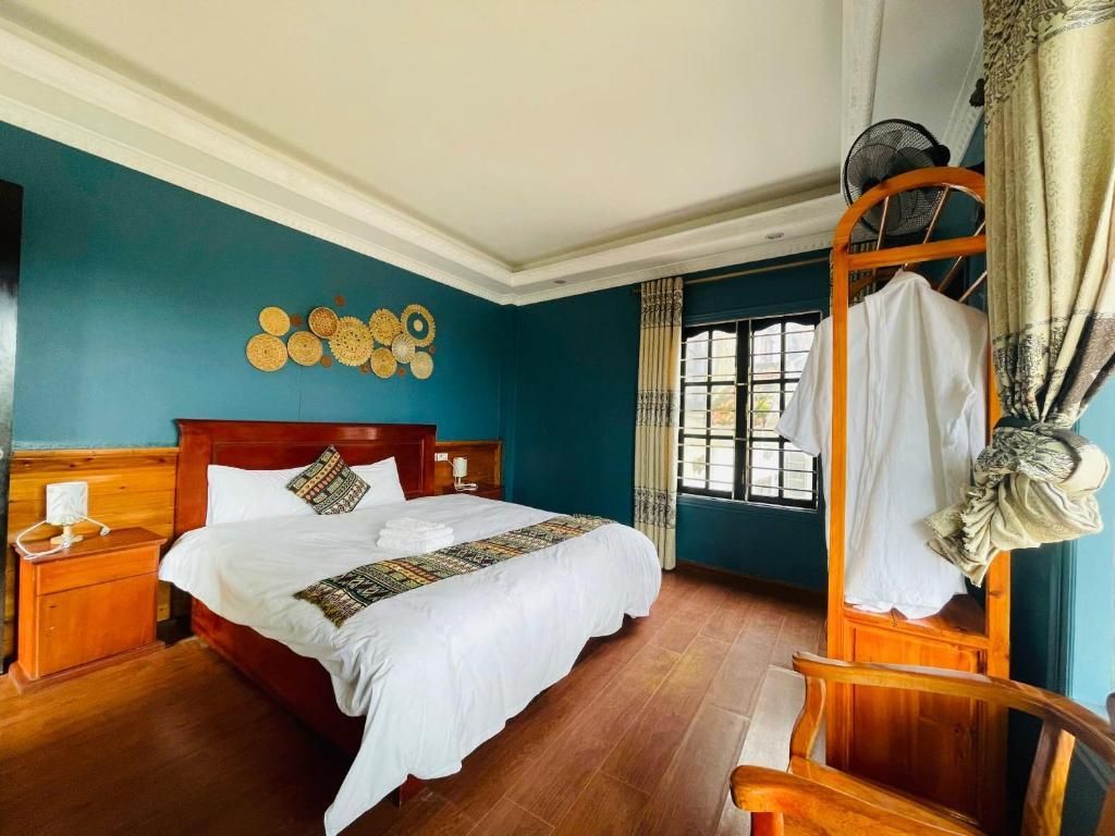 Double Room with Mountain View