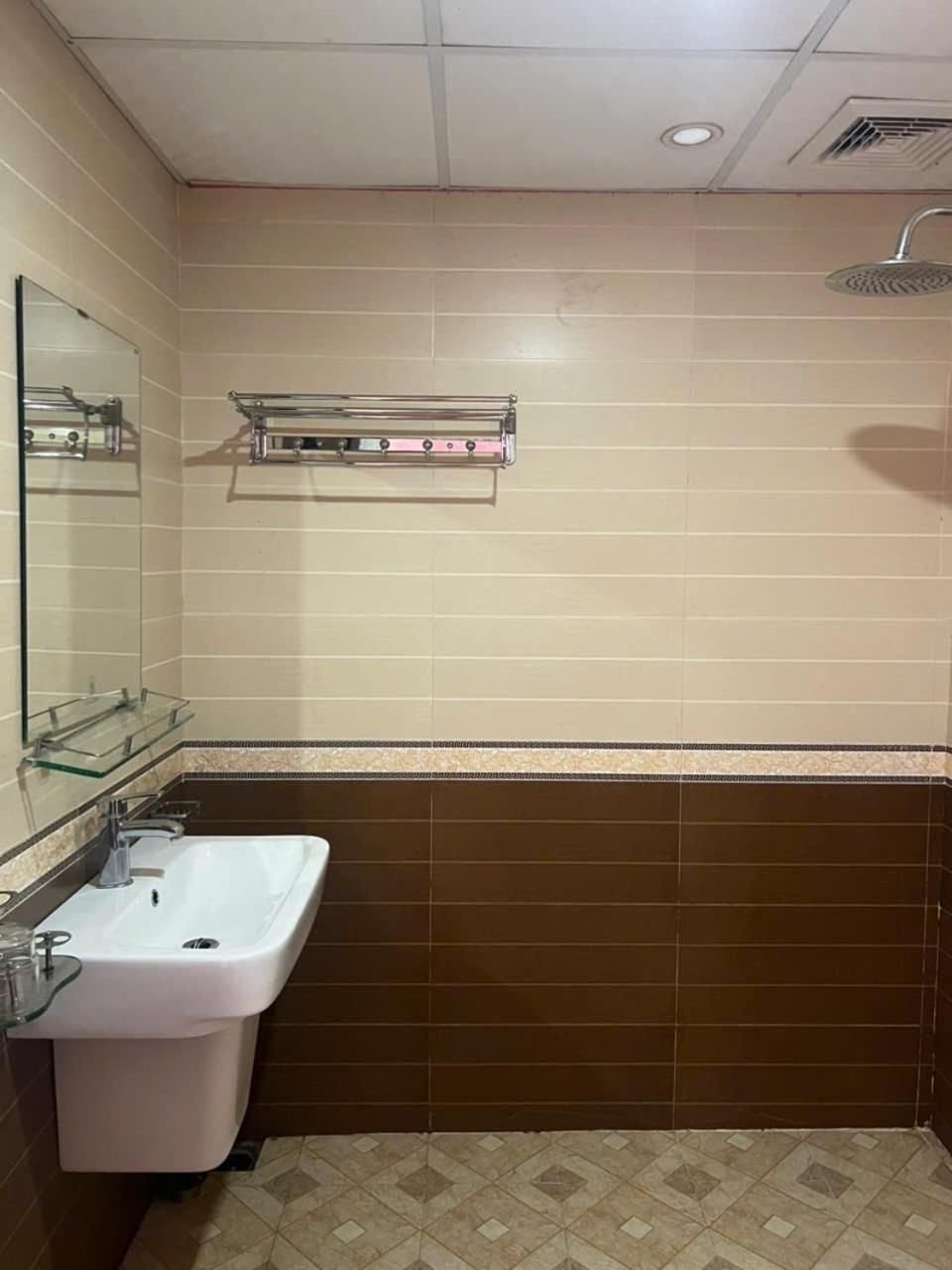 Mixed Dormitory Room
