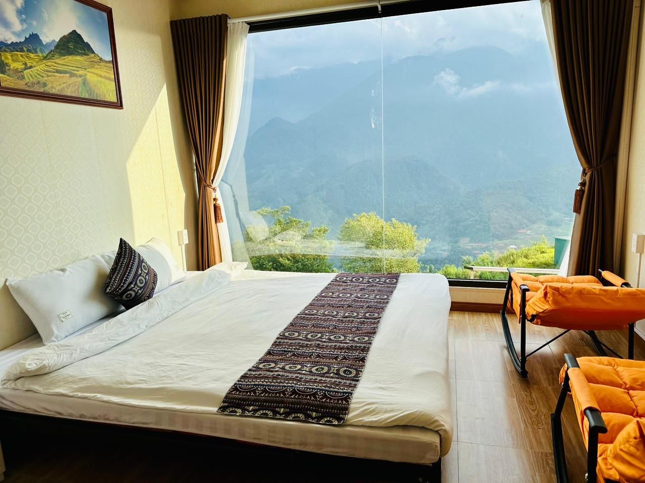 Mountain View Classic Room
