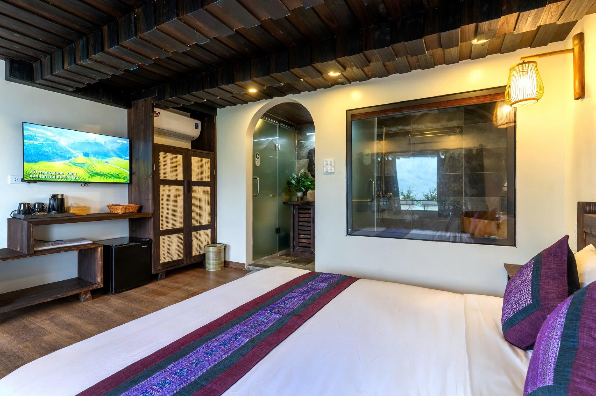 Standard Mountain View Double Room