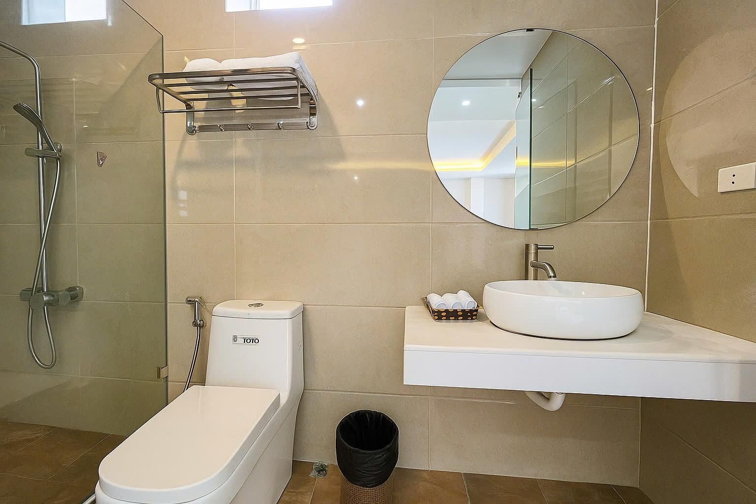 KATKA Hotel Hai Phong Double Executive 3