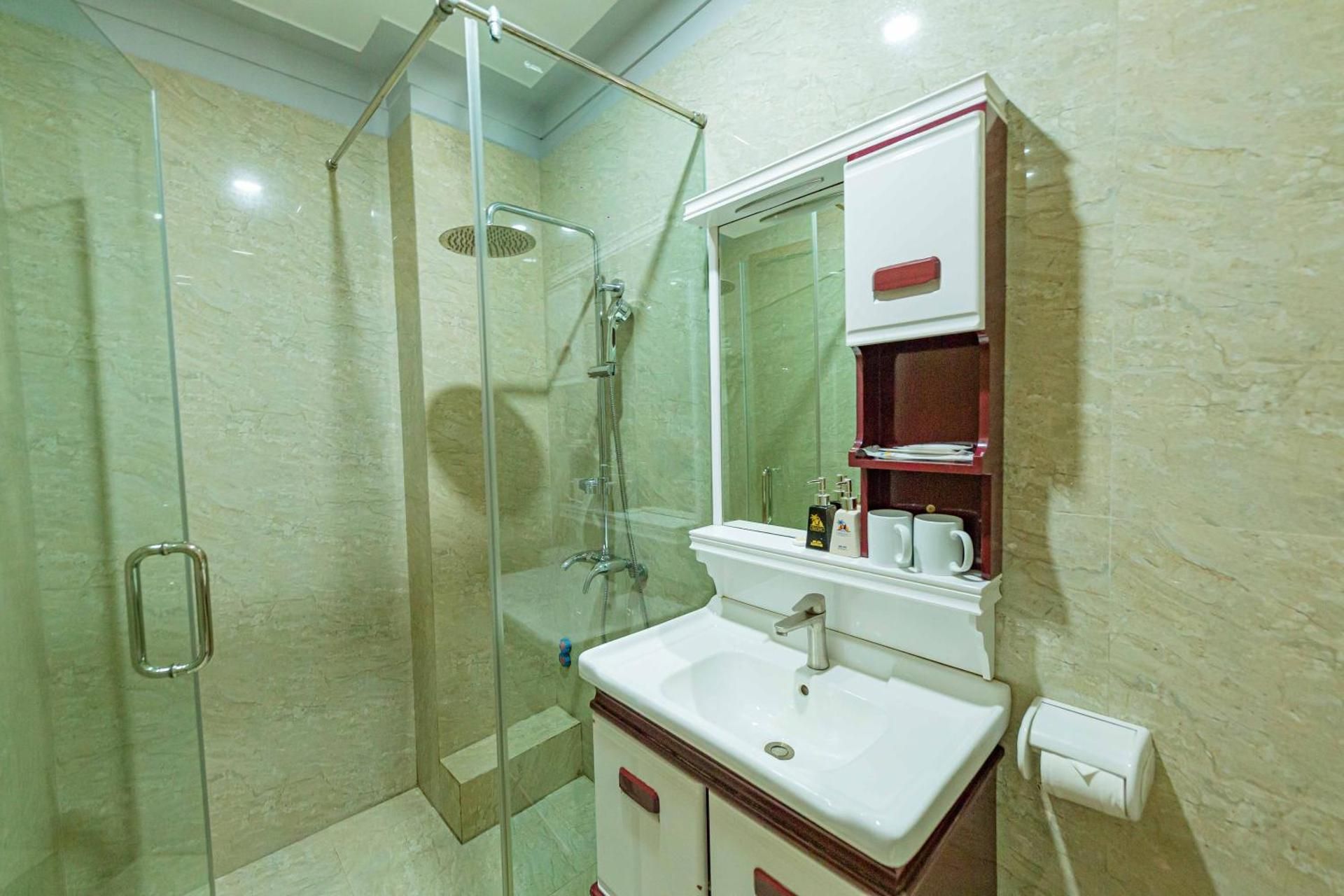 Large Double or Twin Room