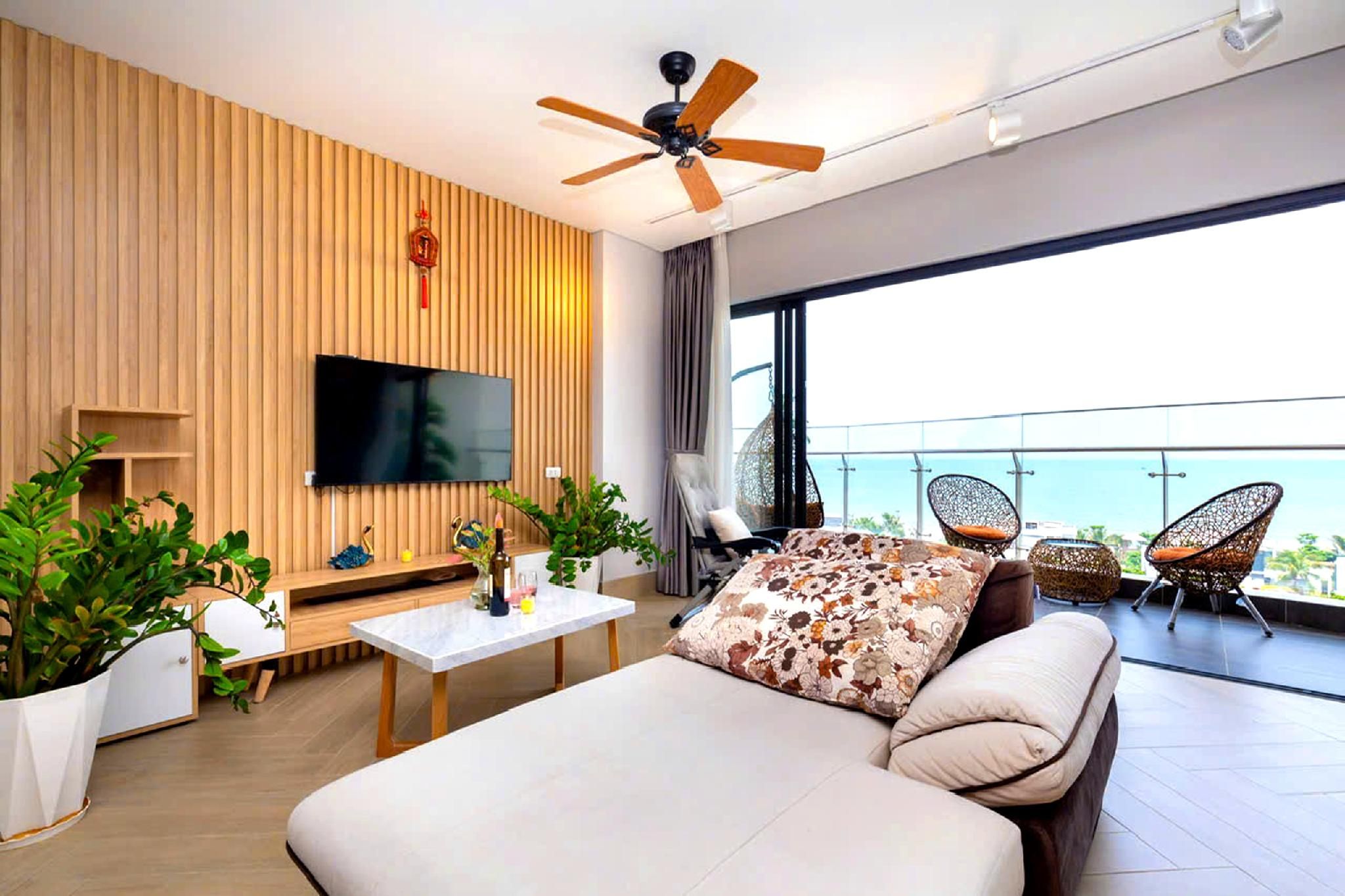 3-Bedroom Ocean View Apartment
