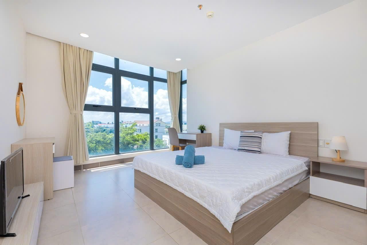 2-Bedroom City View Apartment