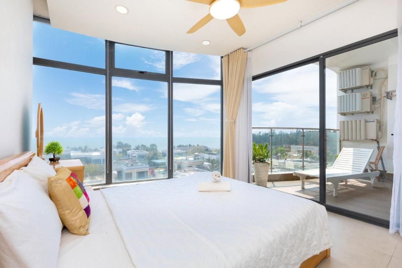 One-Bedroom Apartment - Oceanfront