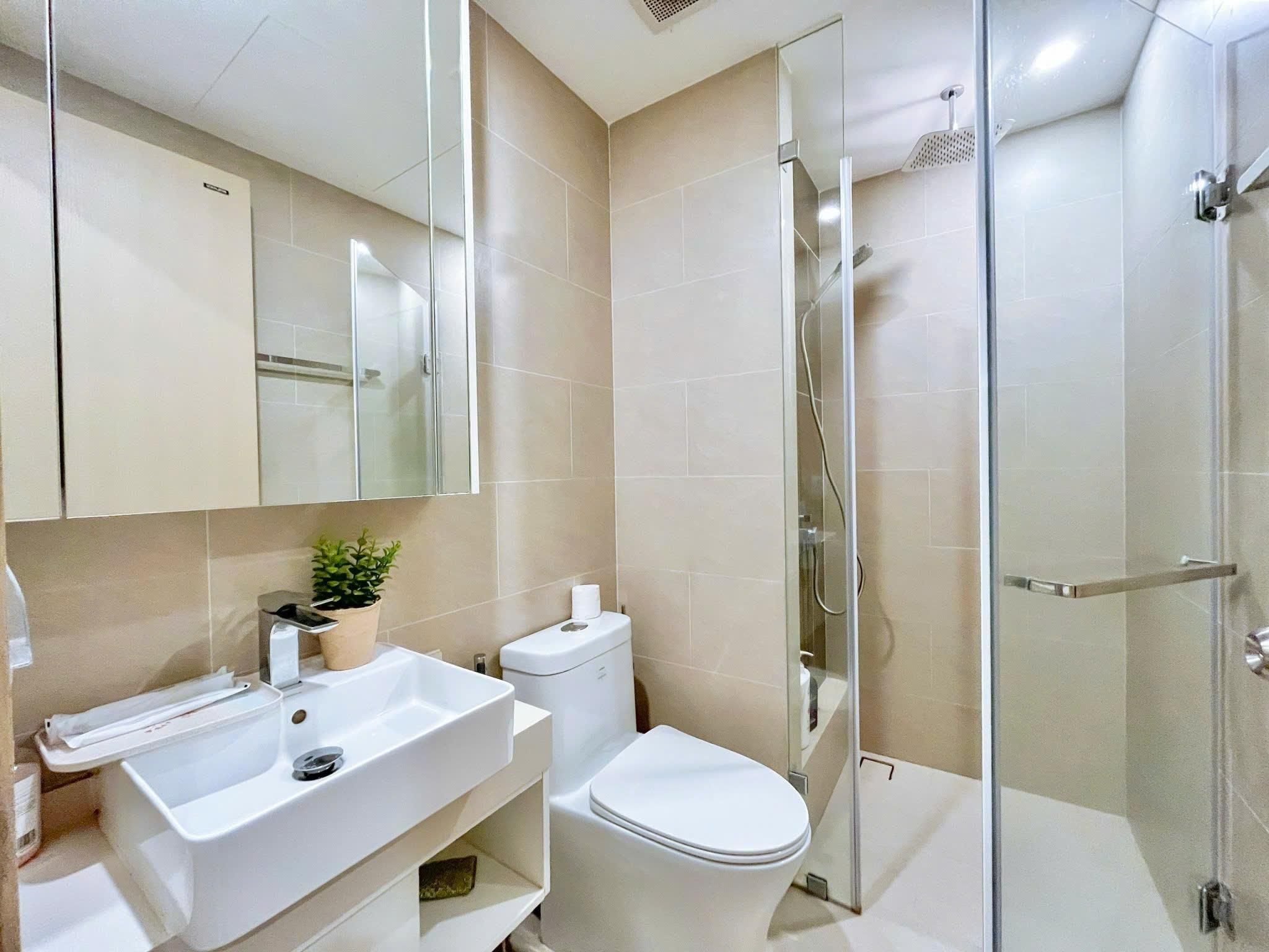 One Bedroom Apartment with Balcony