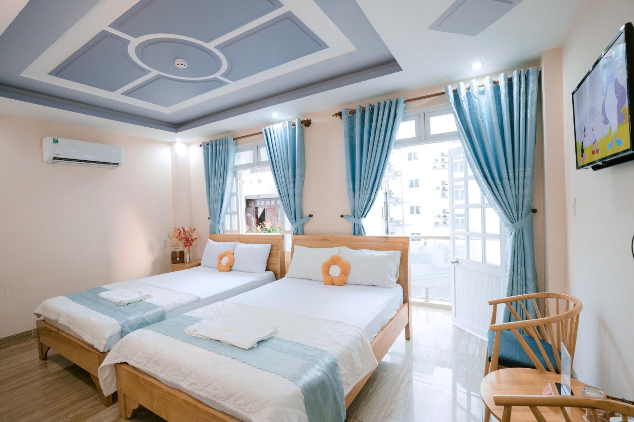 Quadruple Room with Balcony