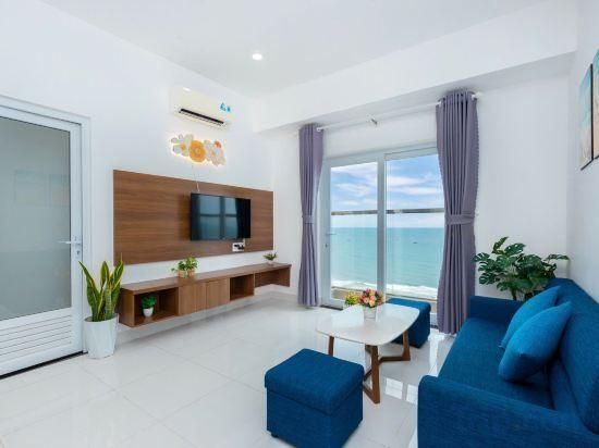 Two-Bedroom Apartment with Sea View