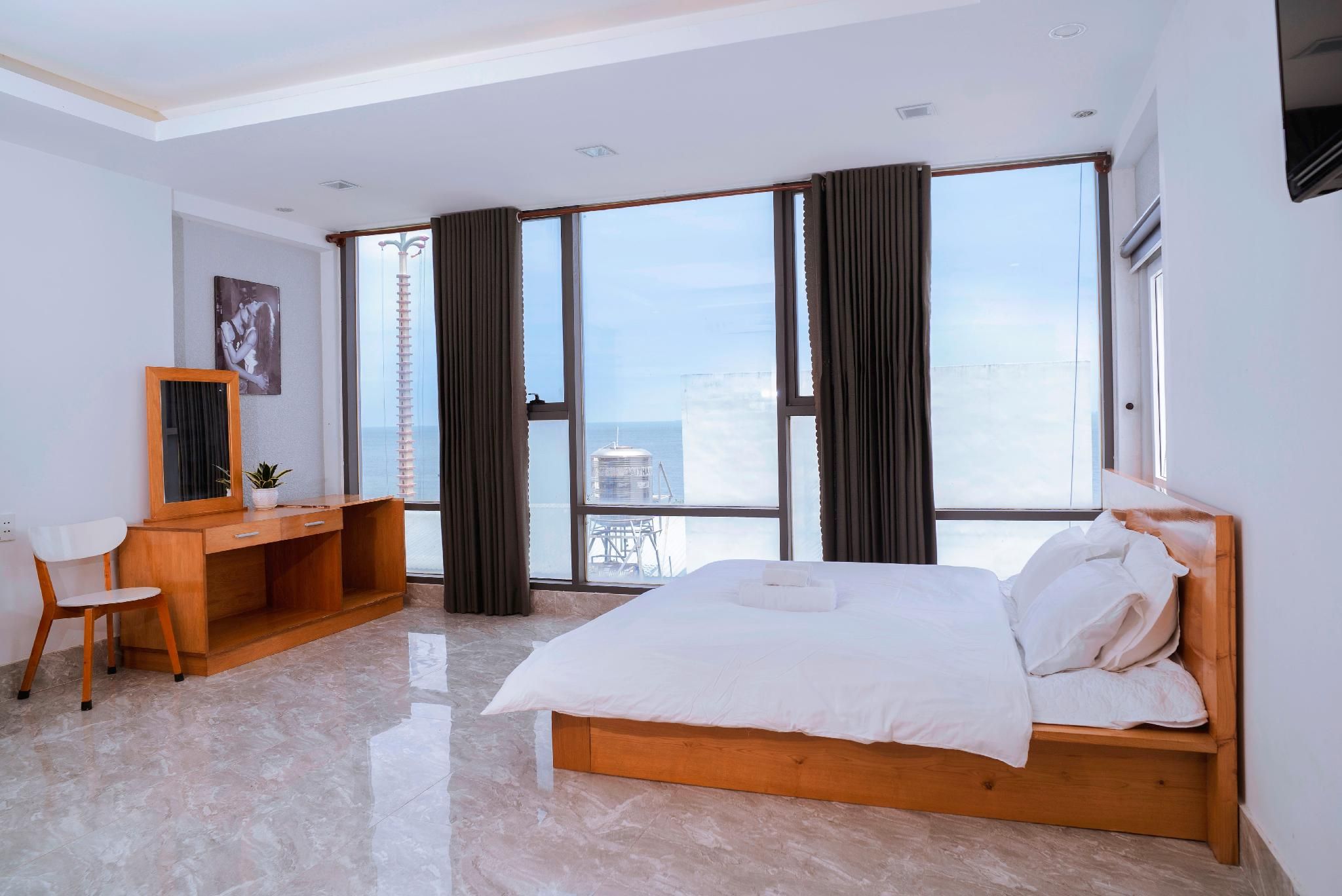 Deluxe - 1 Bedroom Apartment Garden view