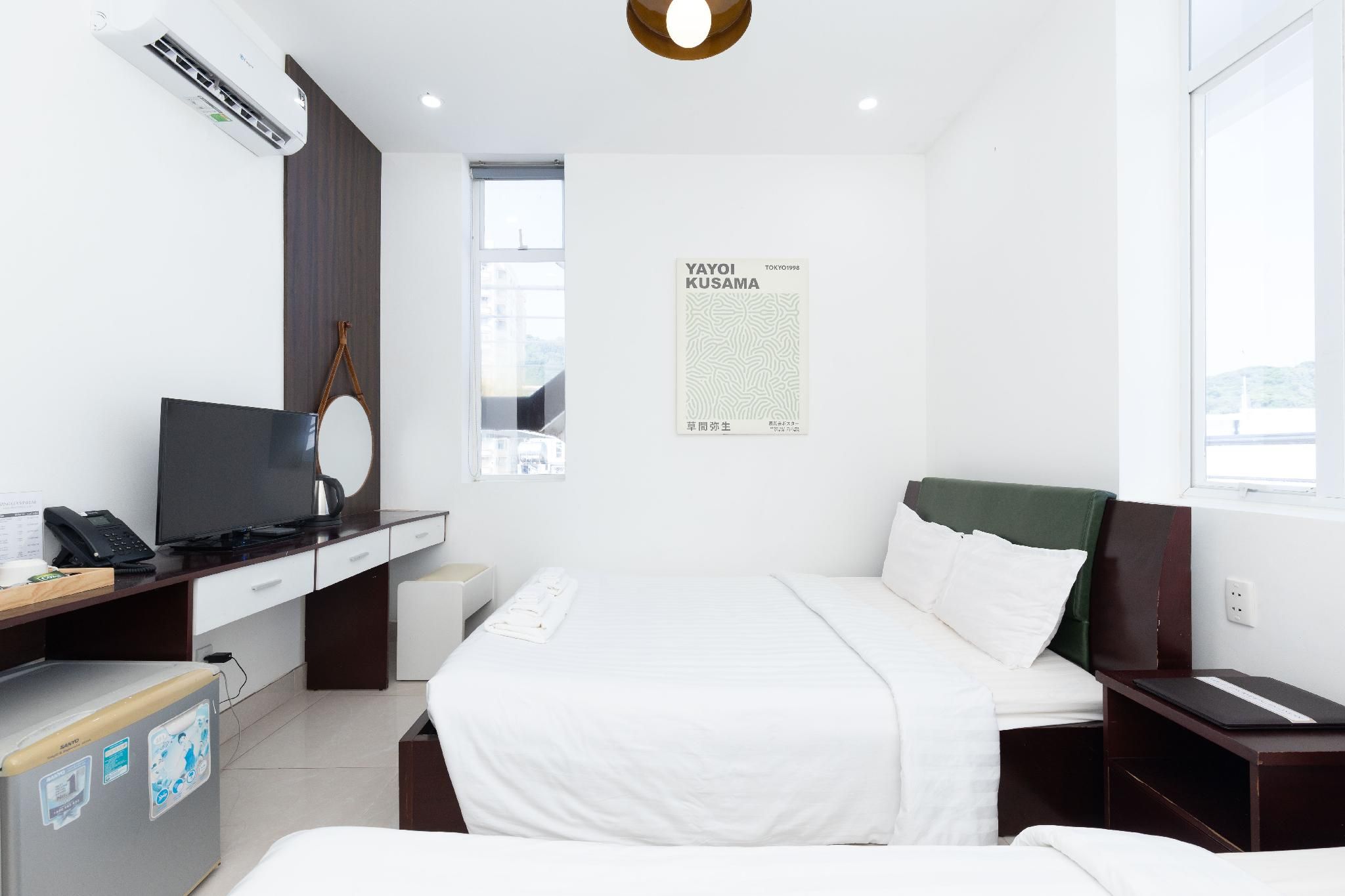Triple Room with Mountain View