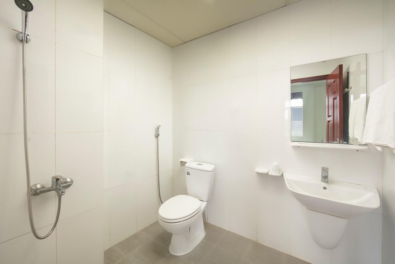 Royal Hotel Bắc Ninh Twin Room 3