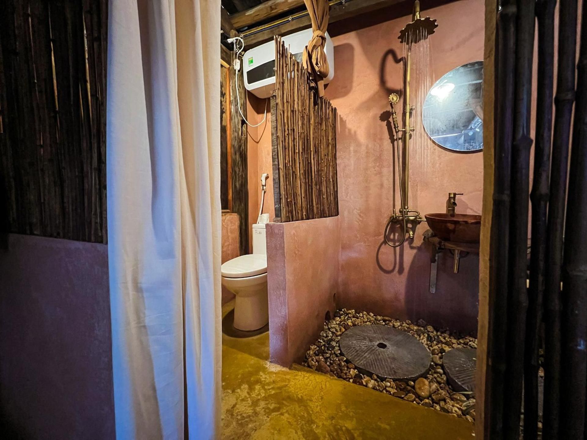 Dinh Đa H'Mong - Karsterly Rock Lodge Standard Room 3