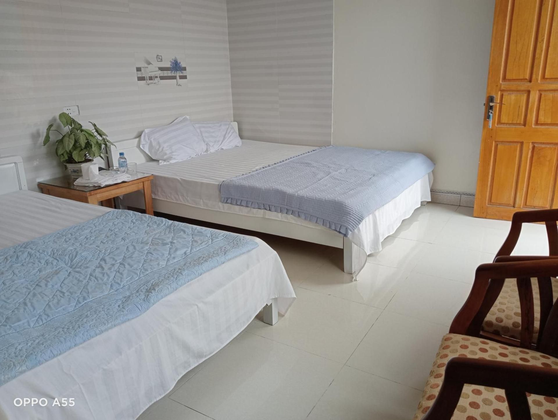 Hoa Lan Hotel Ba Be Quadruple Room 2