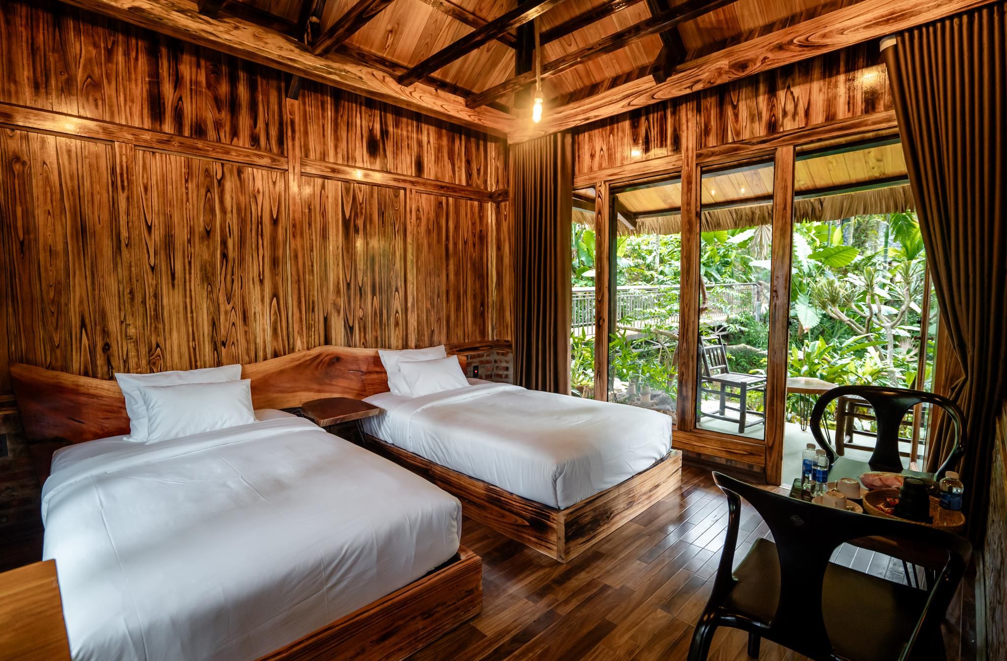 Jungle Experience Bungalow with 2 Double Beds