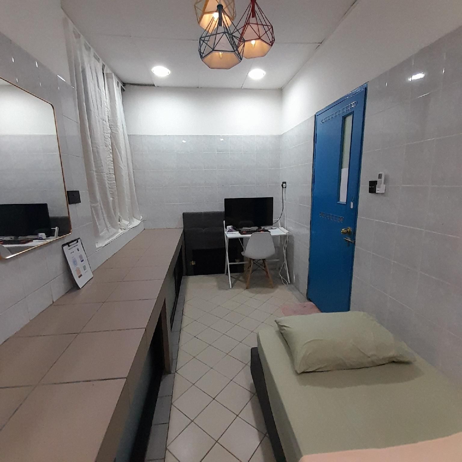 Single Air Conditioning