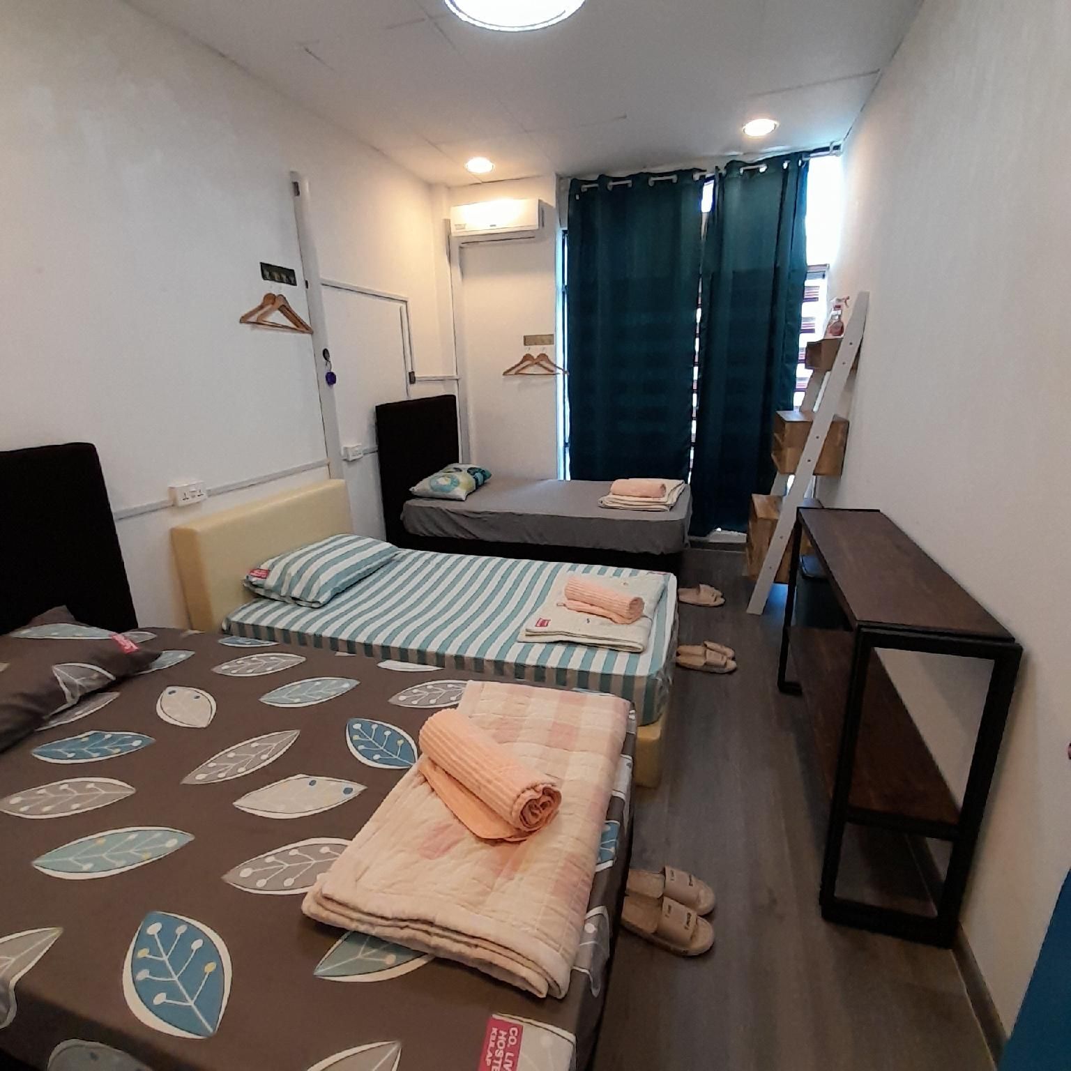 Super Single Twin Room