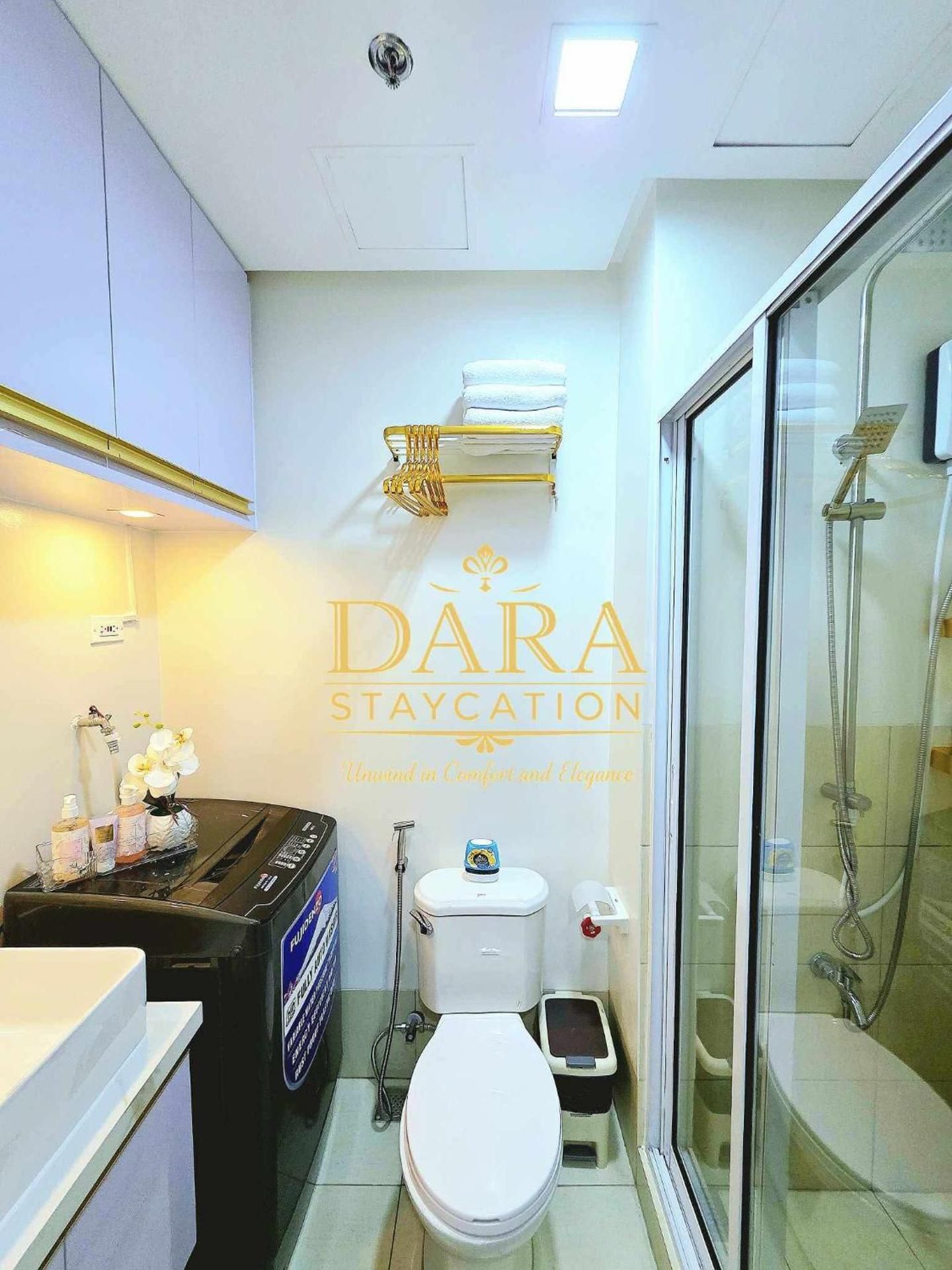 Deluxe One-Bedroom Apartment with Garden View