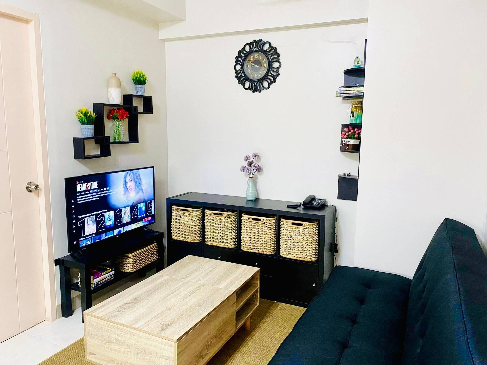 apartment - entire house or apartment
