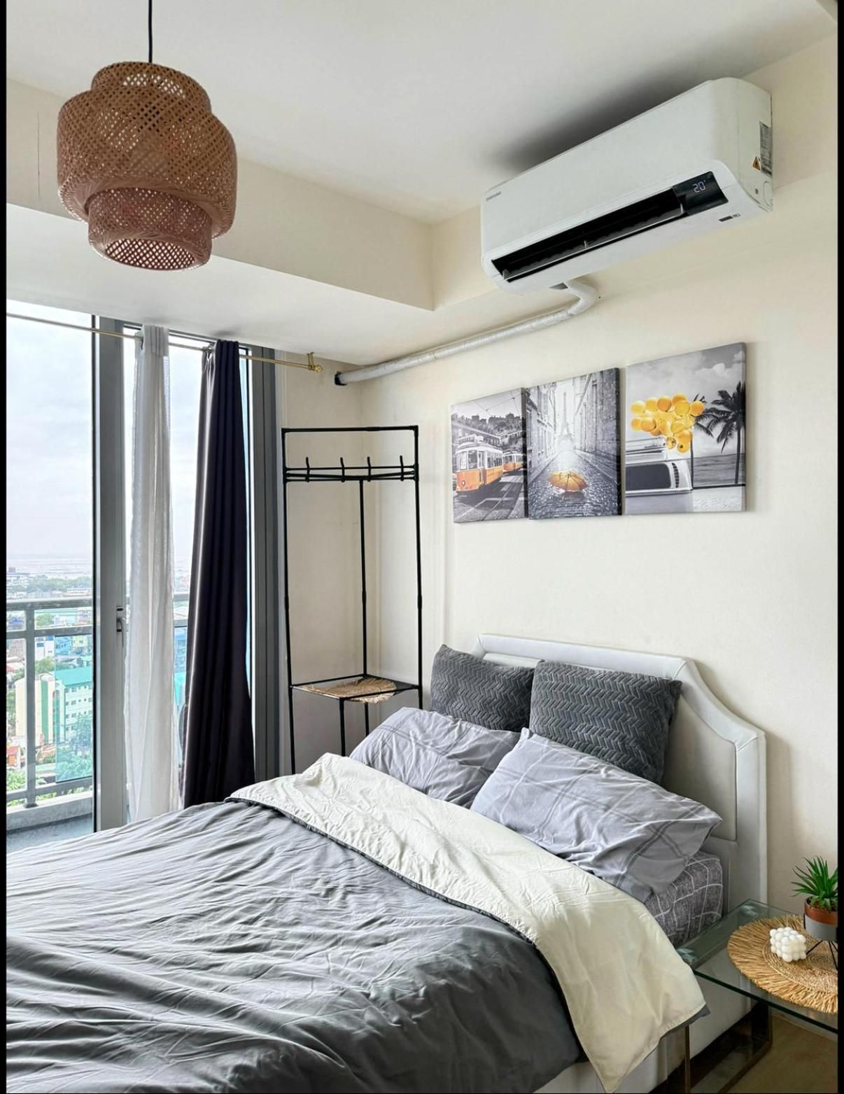 Apartment with Balcony