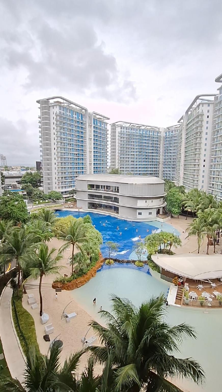 Azure Urban Resort Staycation