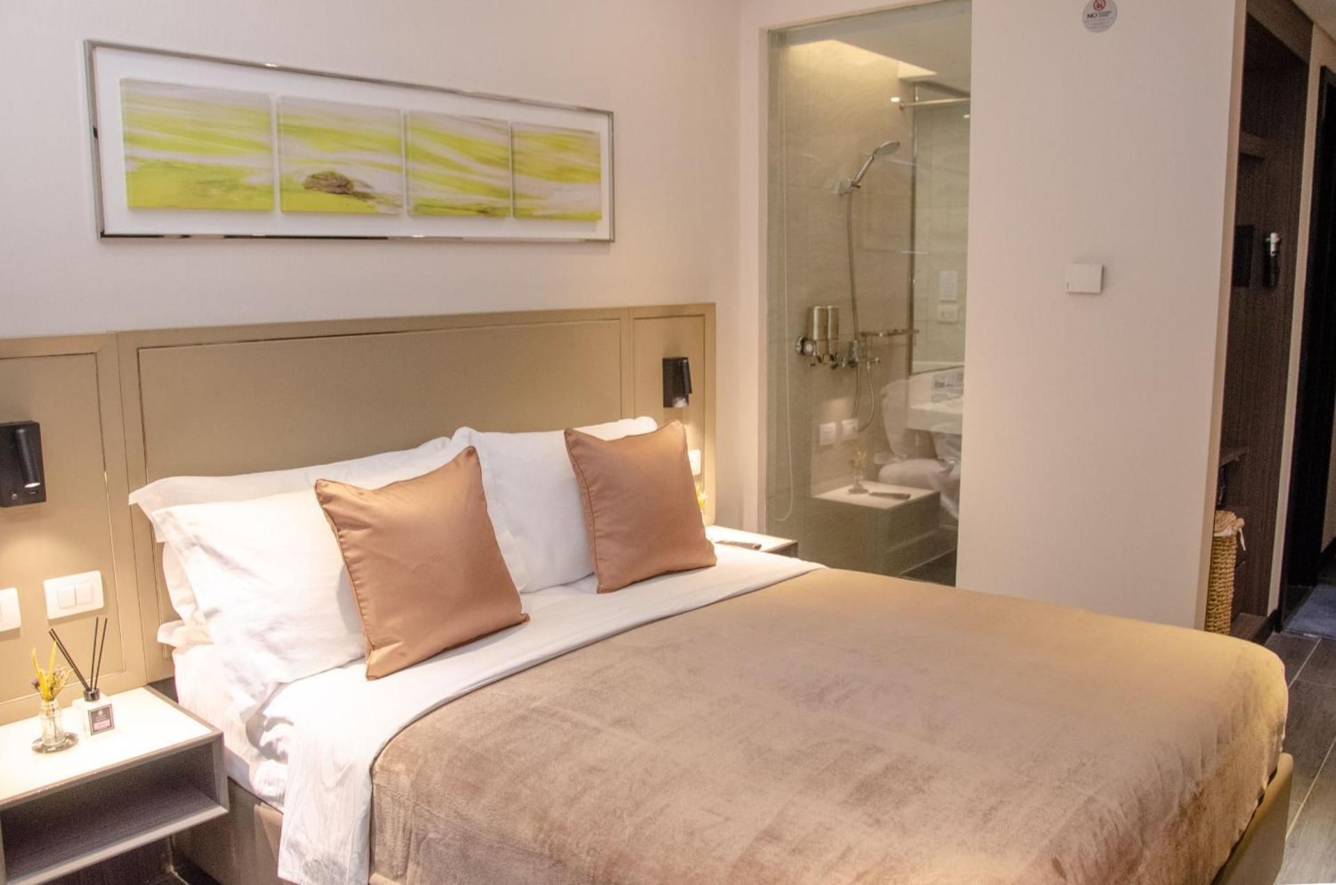 1 Bedroom Suite Near NAIA T3 - Runway Manila Access