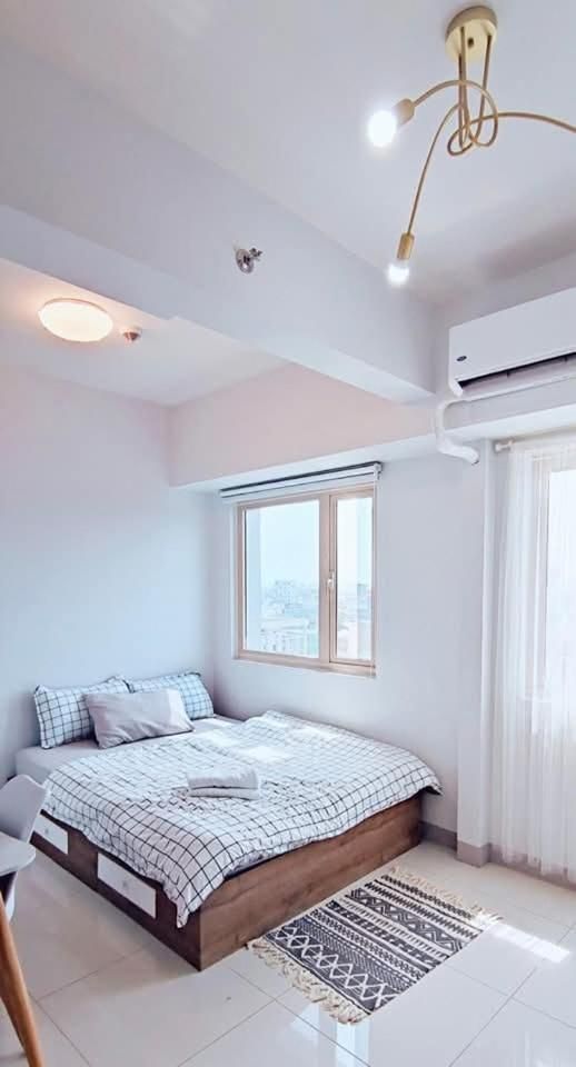 Apartment with City View