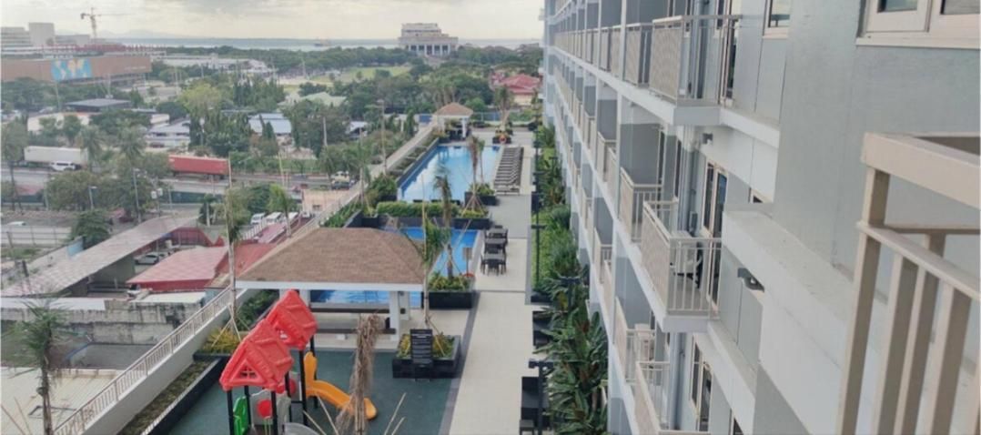 Apartment with City View