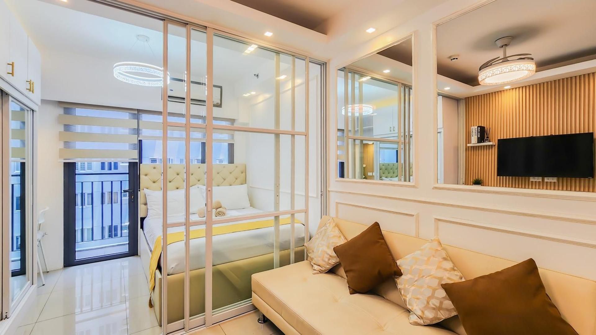 Suite with Balcony
