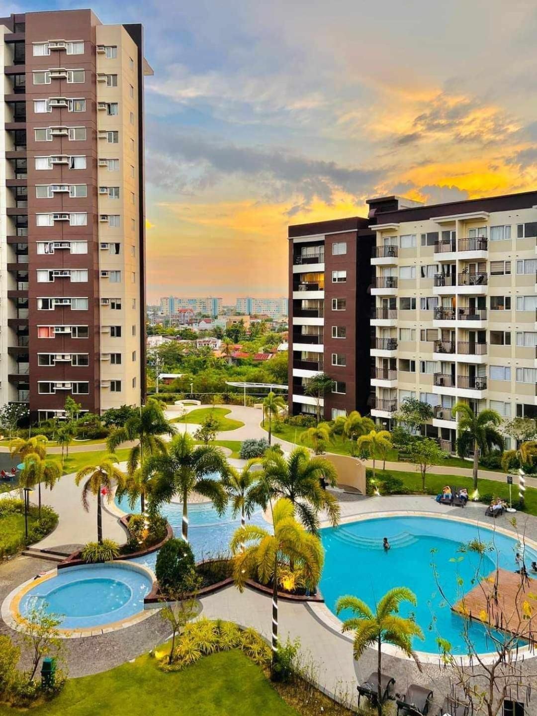 1133 Tower Four Atria Manduriao Pool View Cozy Central Comfy