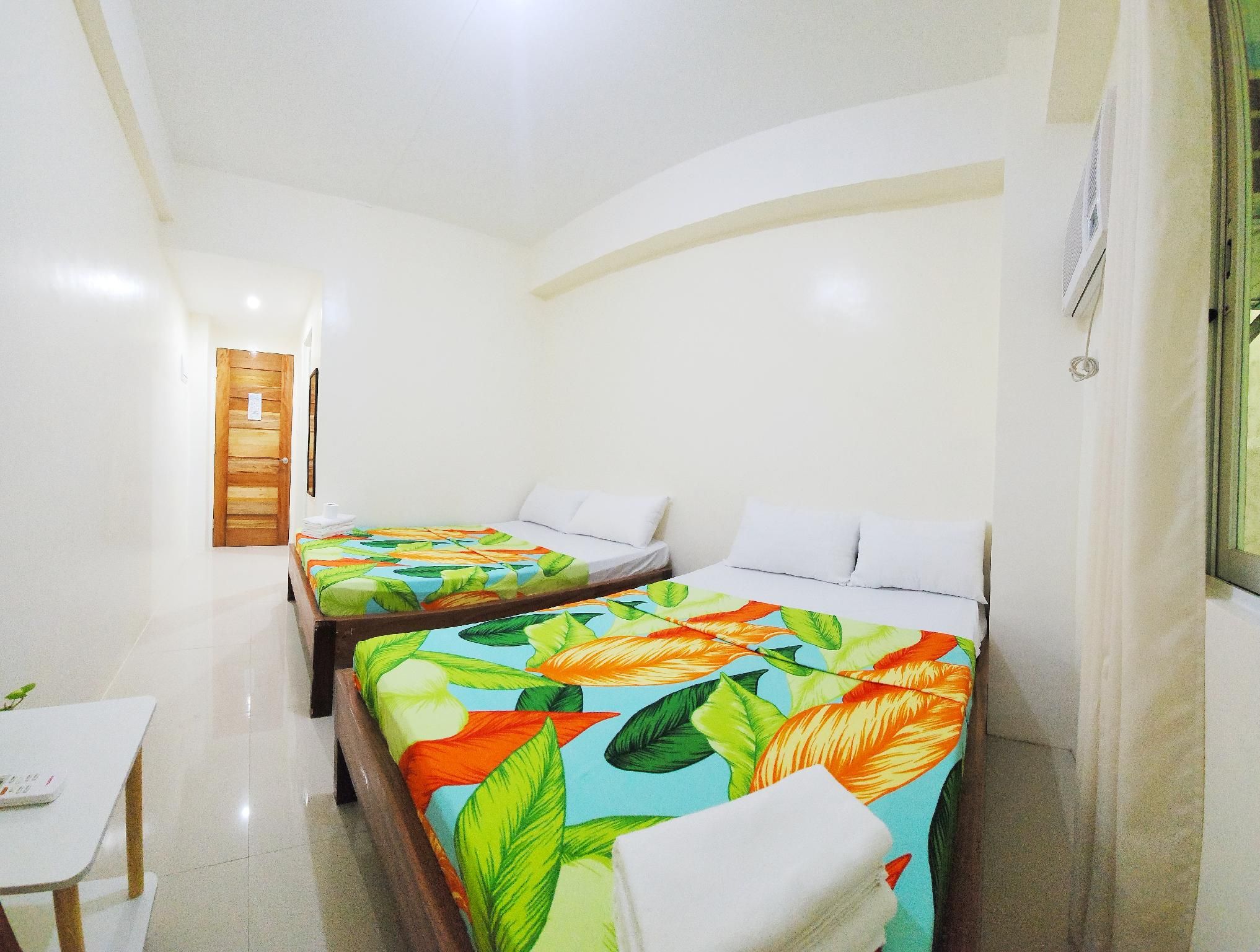 Quadruple Room - Non-Smoking