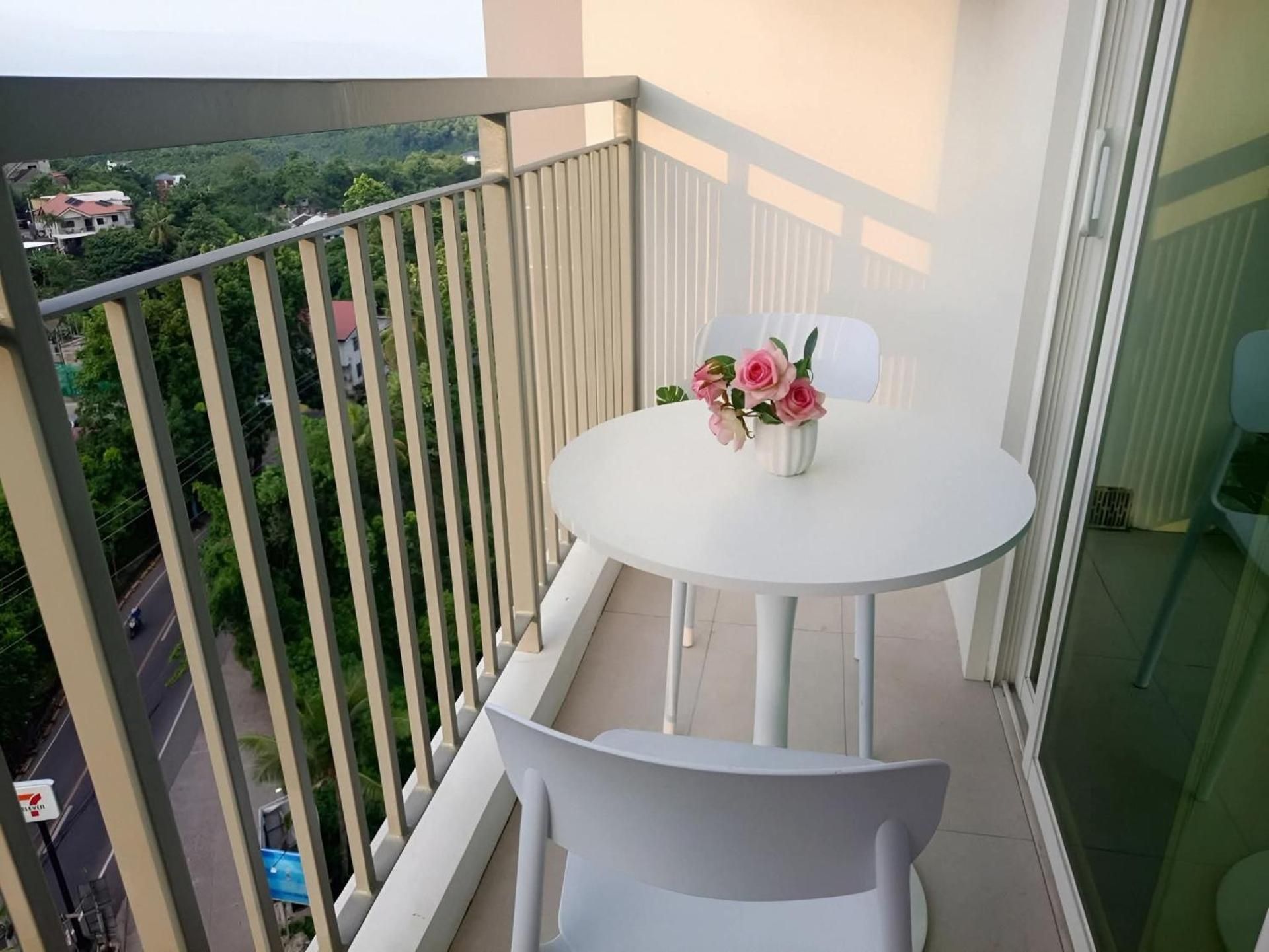Queen Room with Balcony