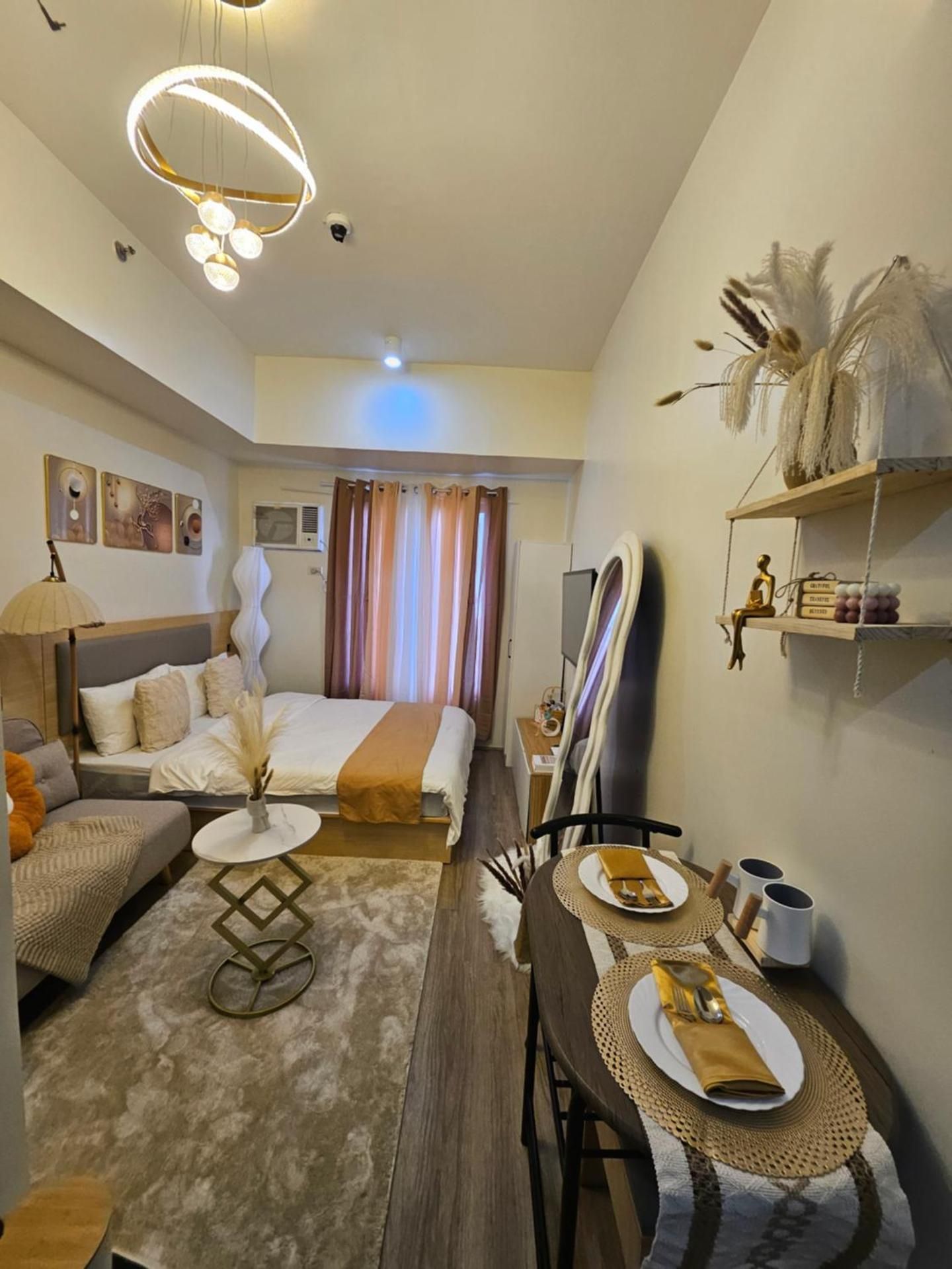 Studio with Sofa Bed