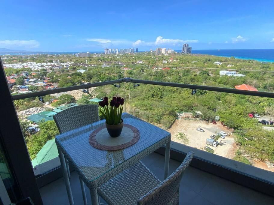 Studio Apartment with Balcony