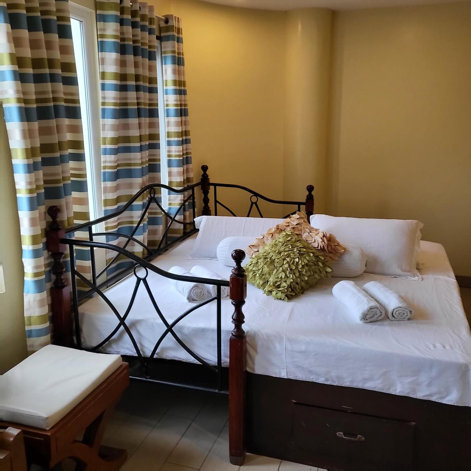 Green Monkey Resort Budget Double Room