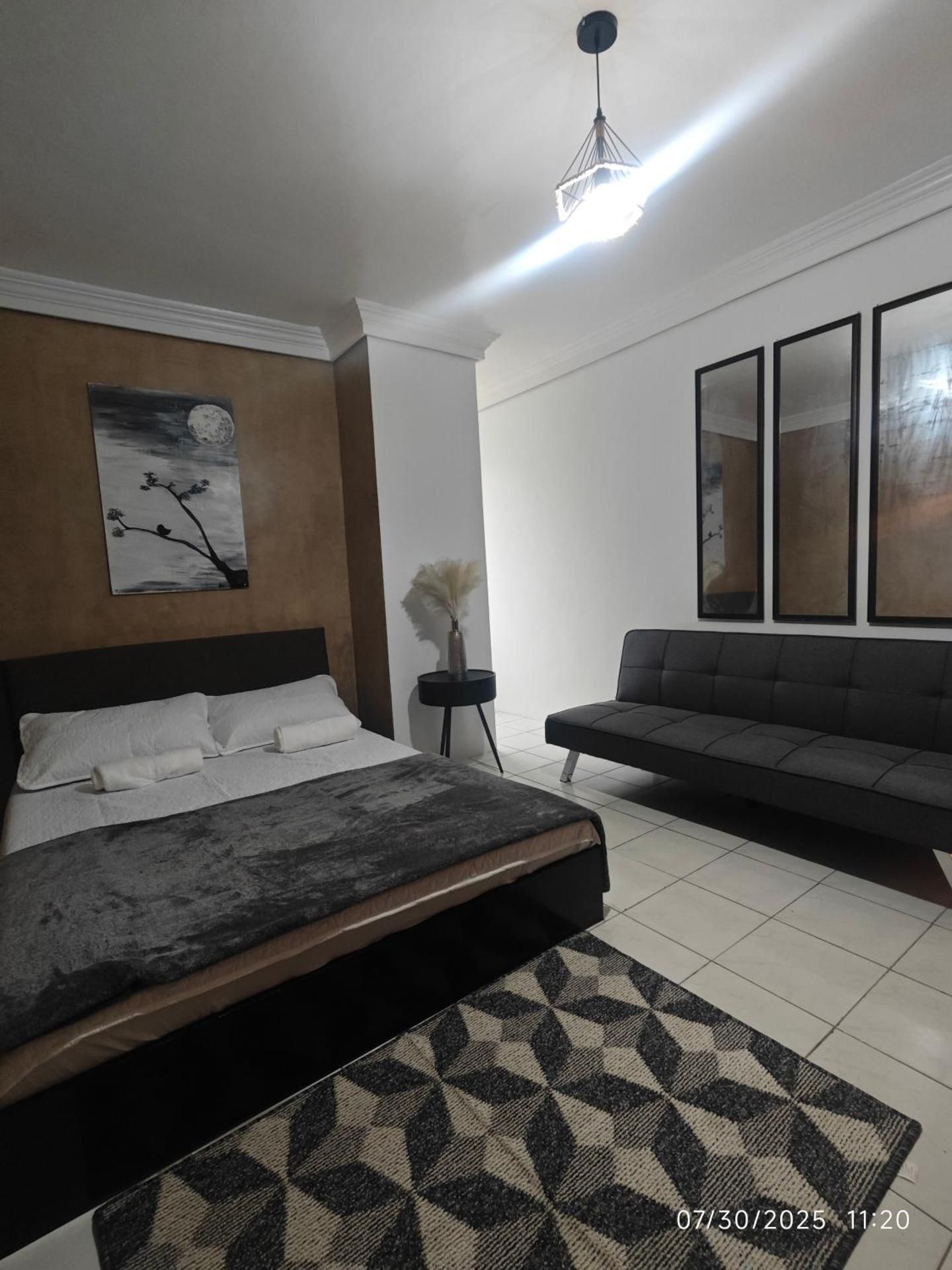 Deluxe Family Suite