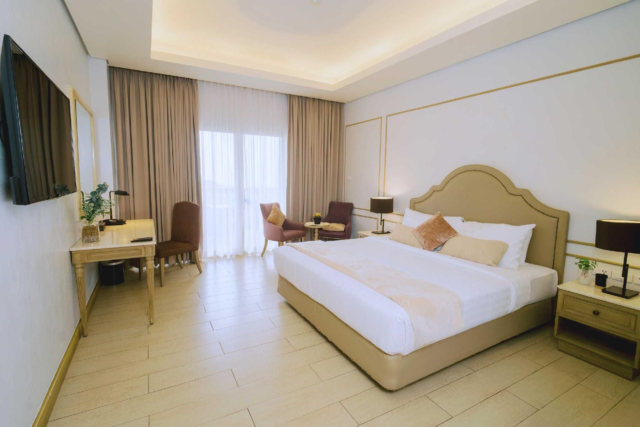 King Room with Balcony