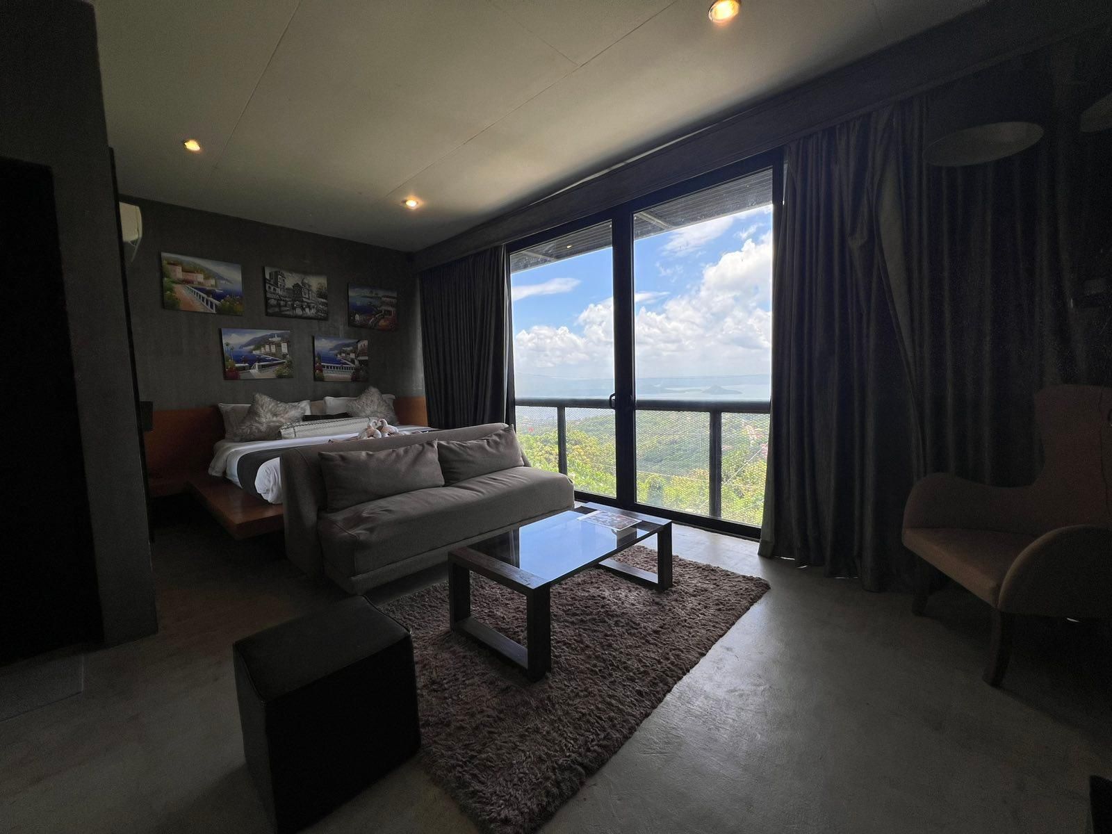 King Suite