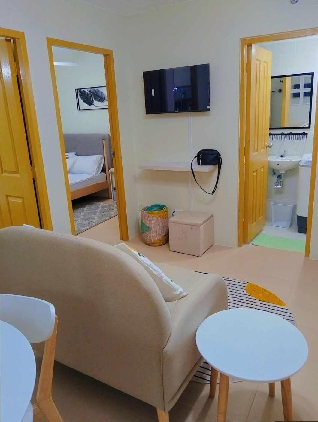 Deluxe Double or Twin Room with Mountain View