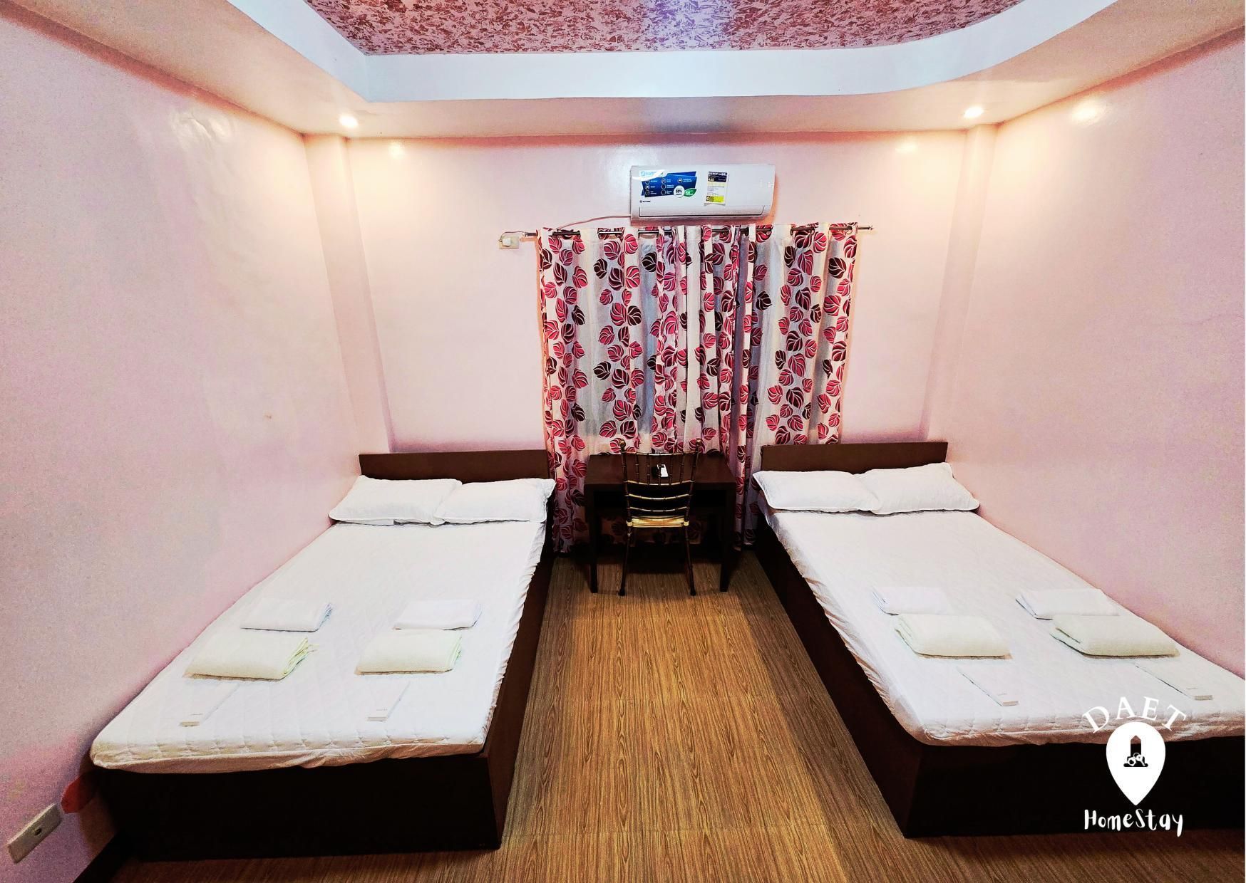 Daet Home Stay Deluxe Double or Twin 2