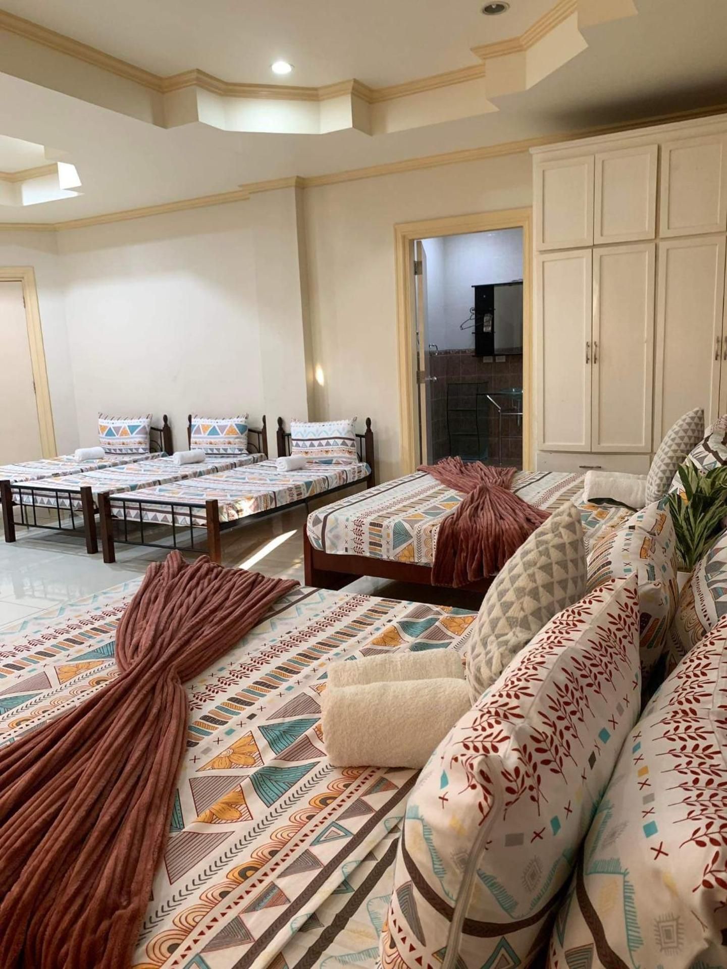 Family Room with Side Sea View