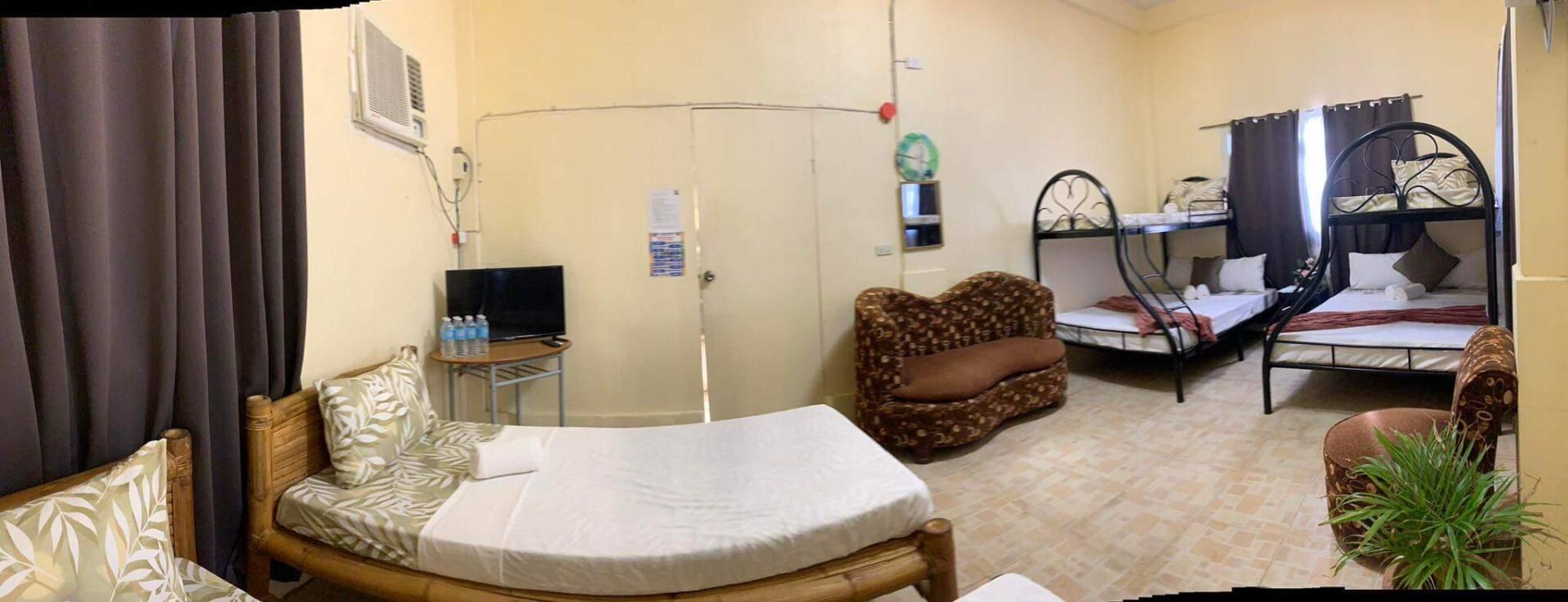 One Bedroom Apartment - Balcony and Water View