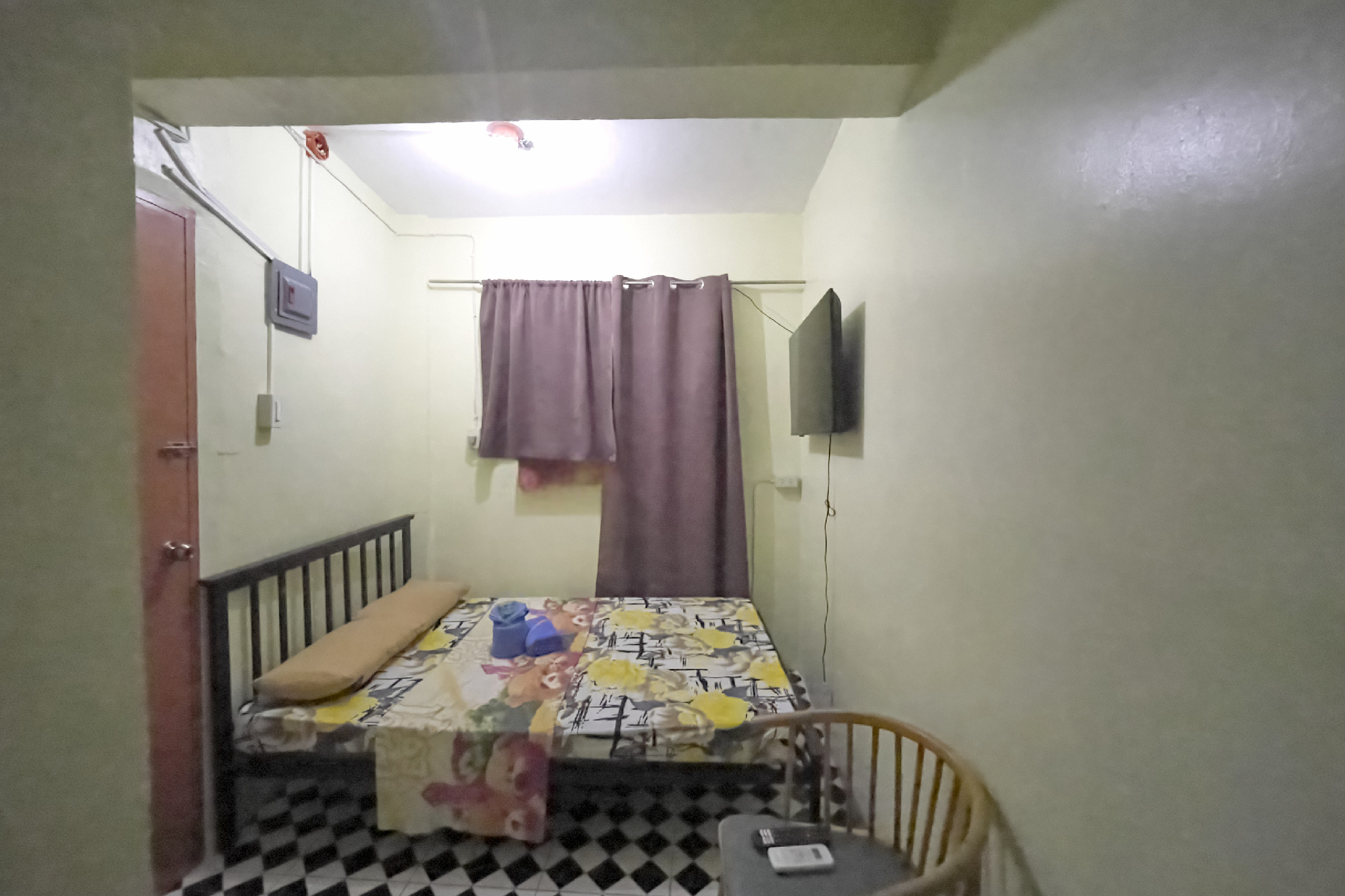 D and A Transient Inn Taguig Economy Room