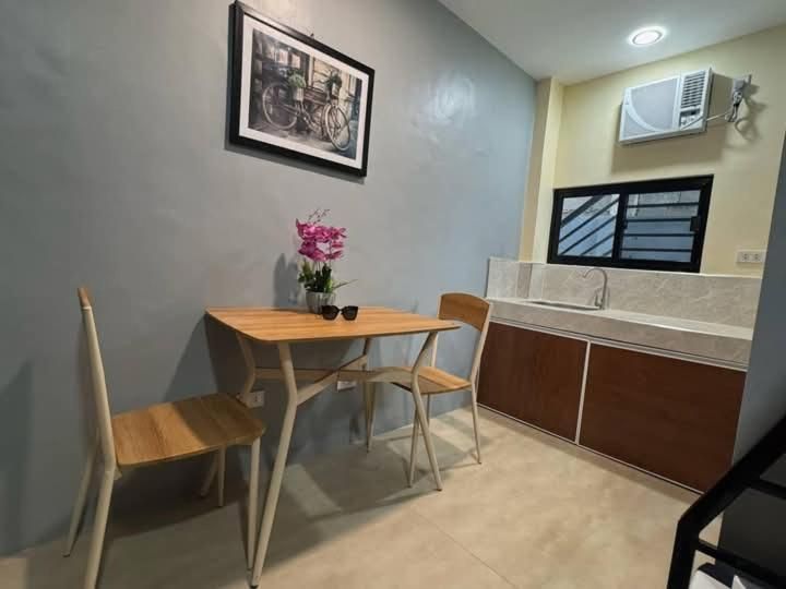 One-Bedroom Apartment - Non-Smoking