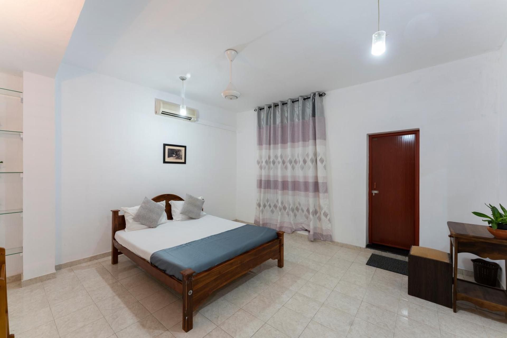 Gentz Residency & Restaurant Double Room