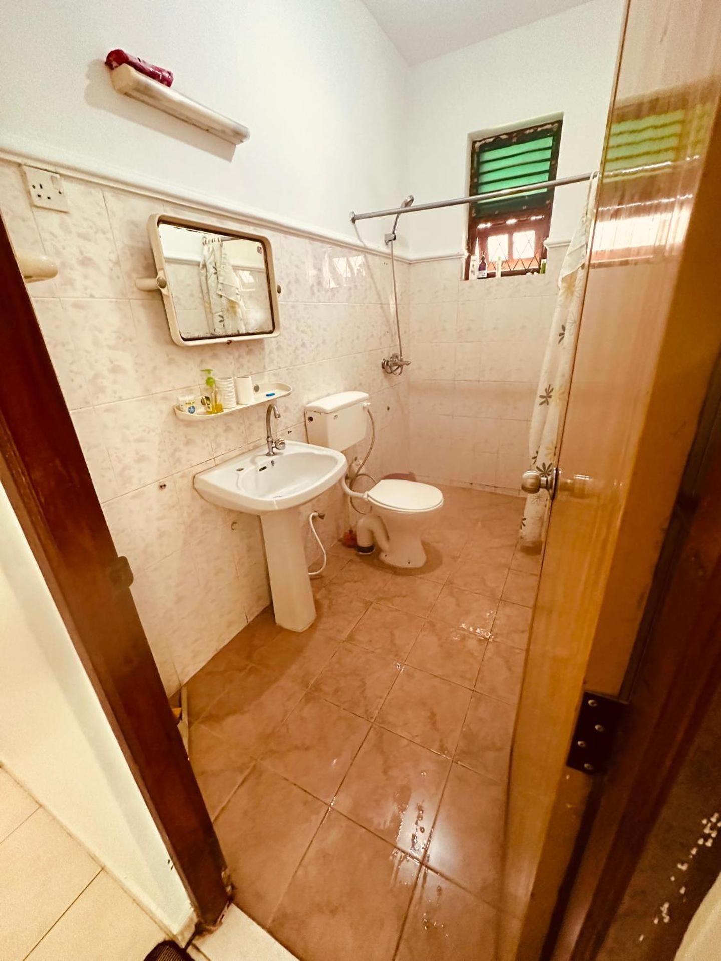 Two-Bedroom Deluxe Apartment with Garden View