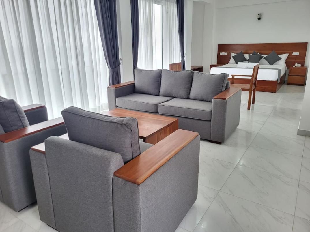 Canela Resort King Suite 2