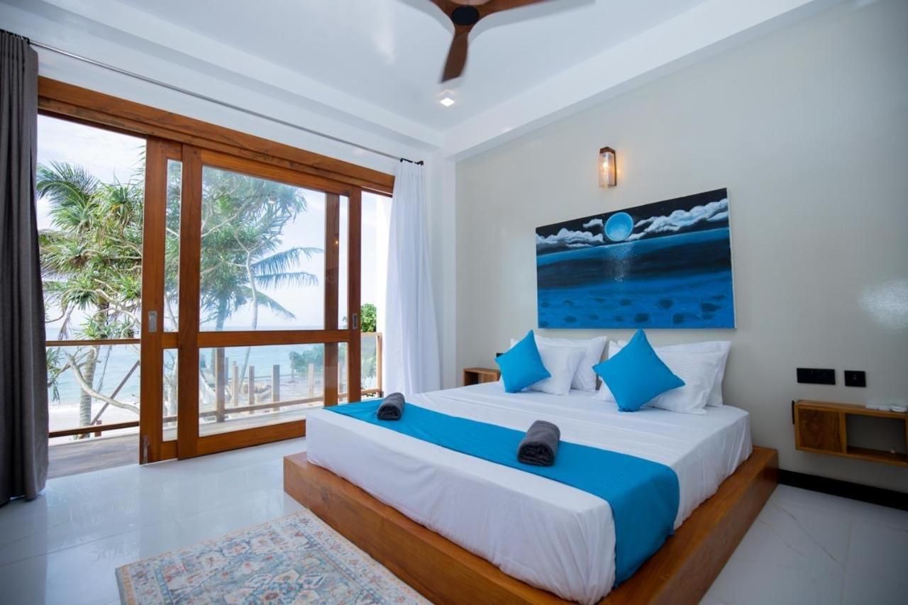 Deluxe Double Room with Balcony and Sea View