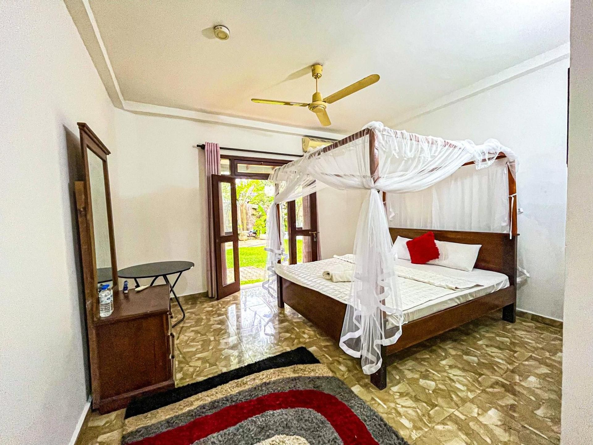 Deluxe Double or Twin Room with Balcony