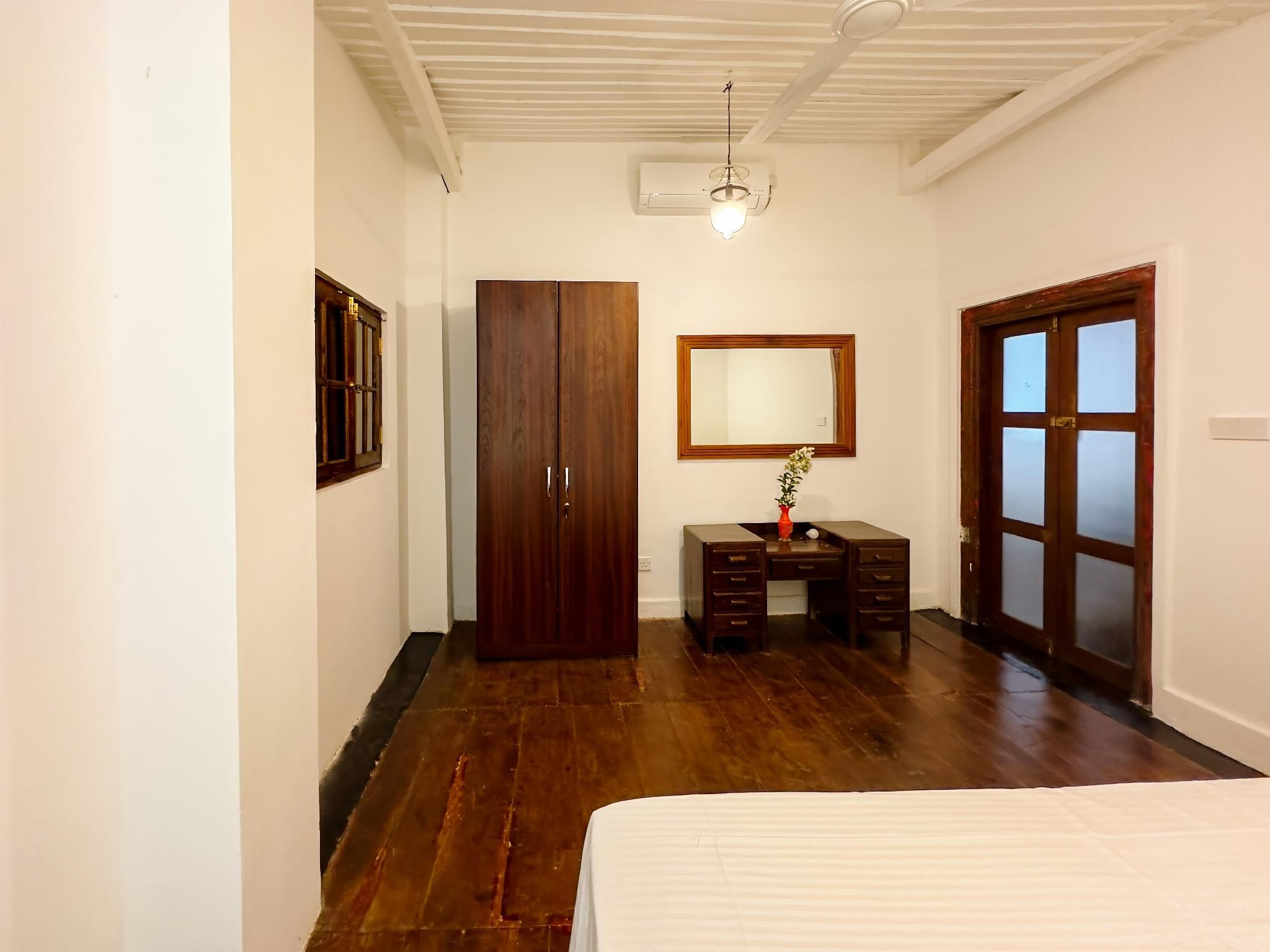 House of Merchants Deluxe Double or Twin 3