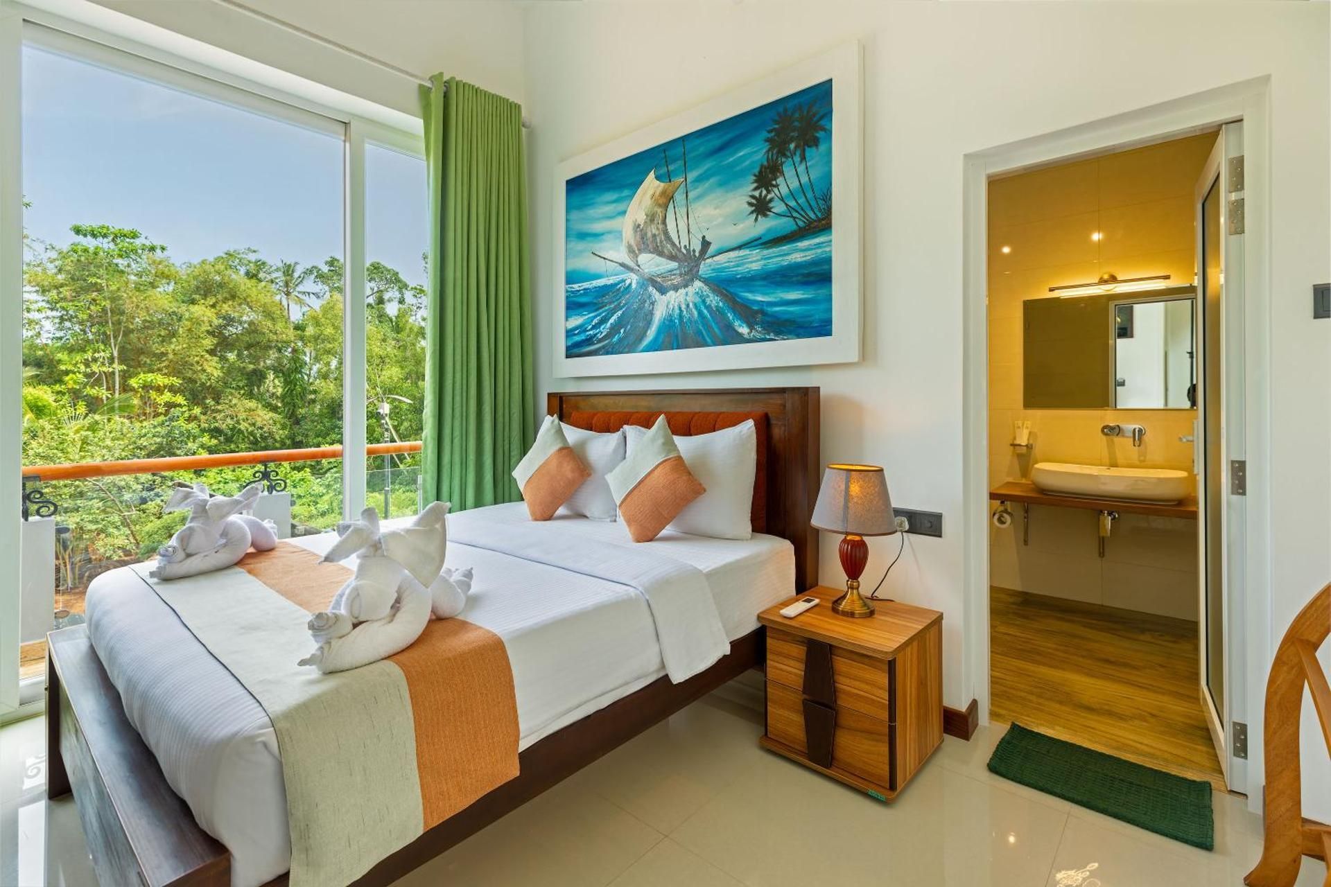 Deluxe Double Room with Balcony